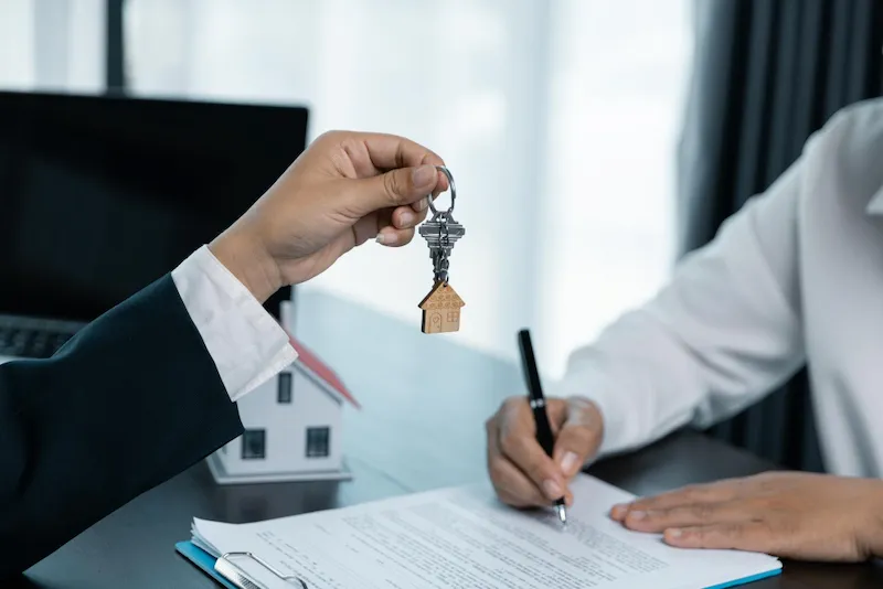How Tired Landlords in Las Vegas, NV Are Selling Properties Without Agents or Repairs
